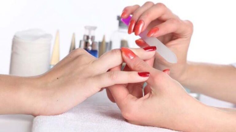 Curso de Manicure e Pedicure
